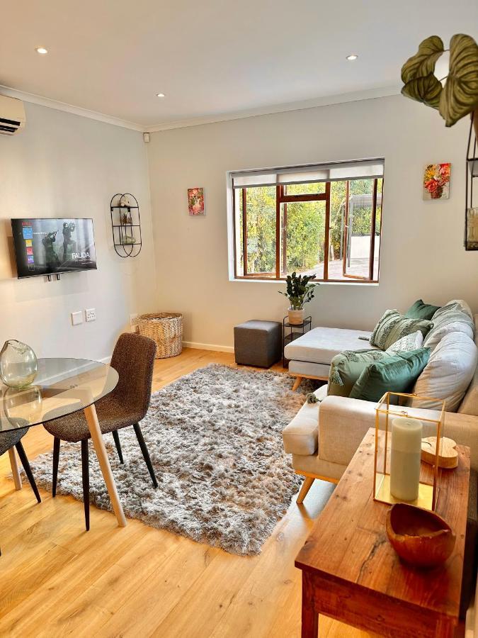 Petit Casa Central Municipalità locale di Stellenbosch Esterno foto